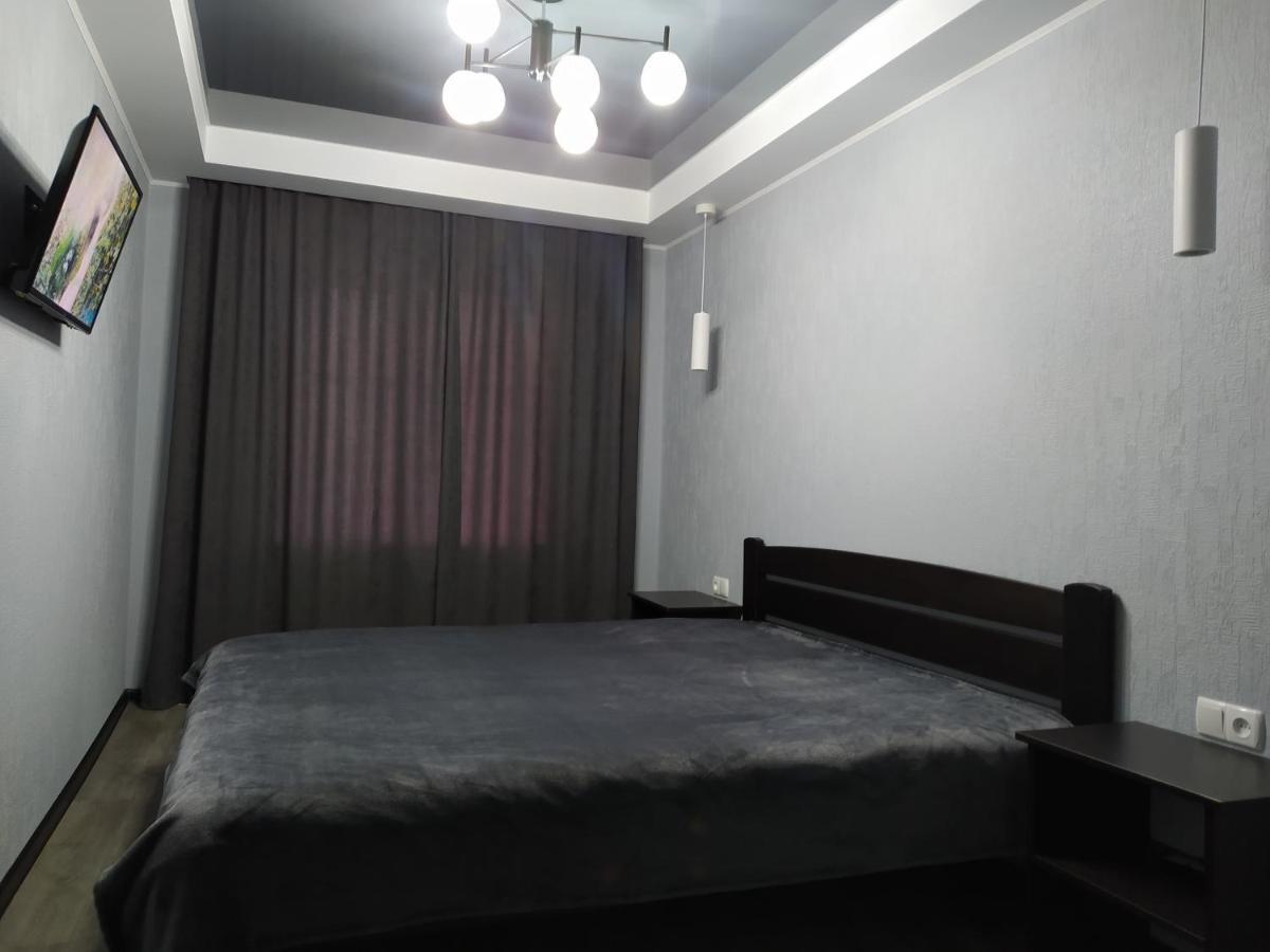 2Rooms Apartment - 181 Gogol Street Zaporizhia エクステリア 写真