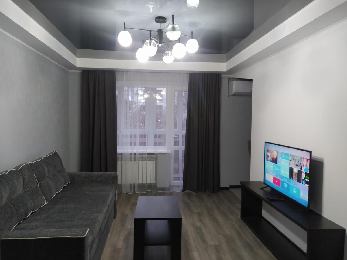 2Rooms Apartment - 181 Gogol Street Zaporizhia エクステリア 写真